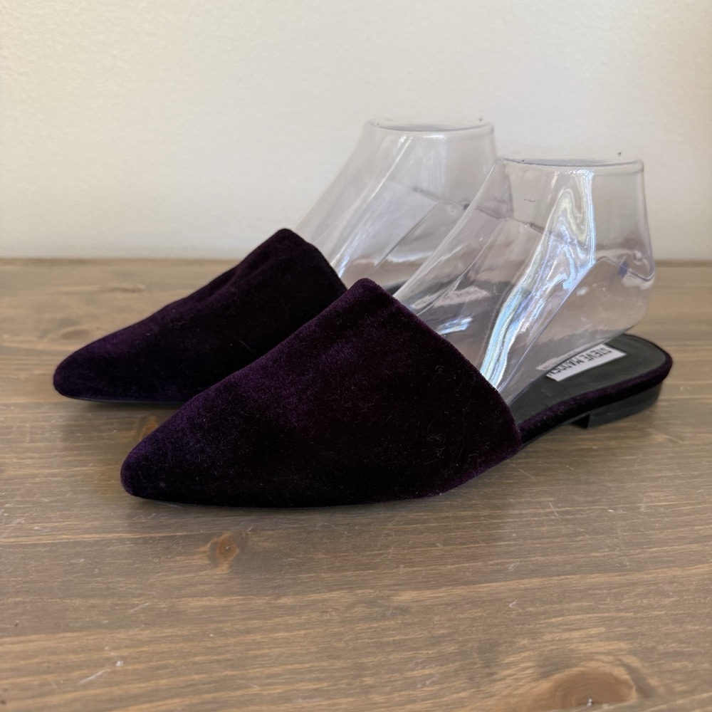 Steve Madden Womens 8M Dark Purple Velvet Trace Slip On Pointy Toe Mules Flats